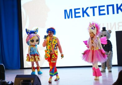 ШЫМКЕНТТЕ 70-ТЕН АСА ОҚУШЫҒА МЕКТЕП ҚҰРАЛ-ЖАБДЫҚТАРЫ ТАБЫСТАЛДЫ