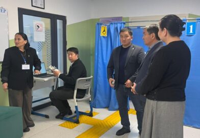 РЕФЕРЕНДУМ: МҮМКІНДІГІ ШЕКТЕУЛІ ДАУЫС БЕРУШІЛЕРГЕ ЖАСАЛҒАН ЖАҒДАЙ ТЕКСЕРІЛДІ