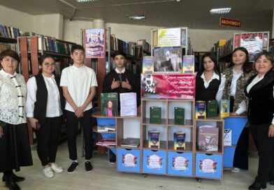 САТЫБАЛДЫ НАРЫМБЕТОВТЫҢ 80 ЖЫЛДЫҒЫНА АРНАЛҒАН ТАҒЫЛЫМДЫ КӨРМЕ